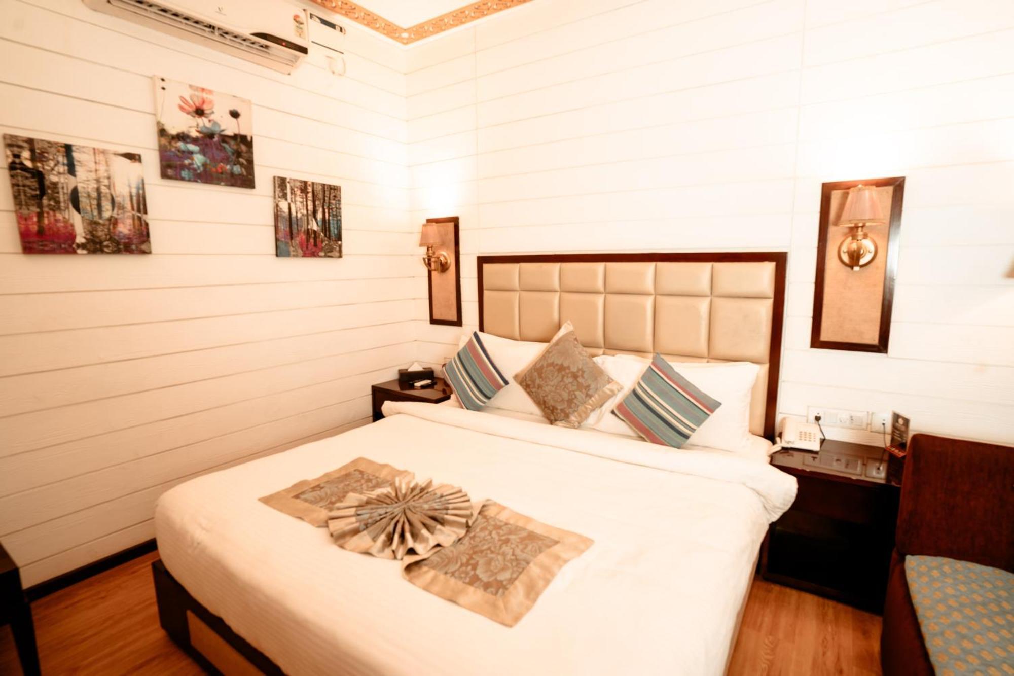 Отель Sinon Baga Retreat Экстерьер фото